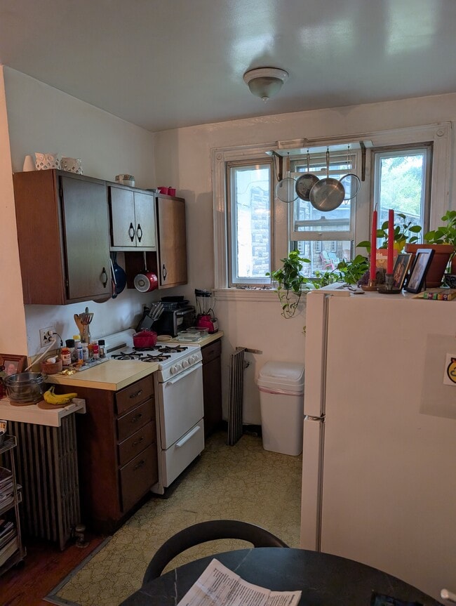 Kitchen (Rear Apt) - 440 S 43rd St