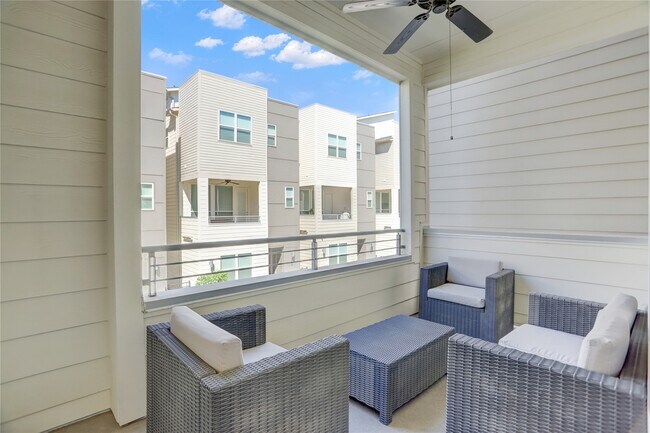 Photo - 2781 Clinton Dr