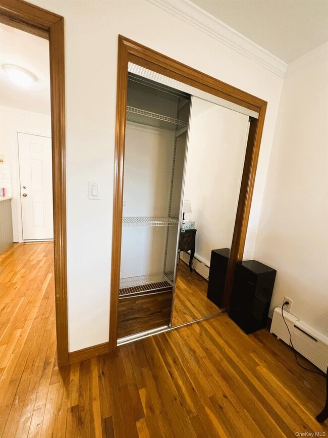 Photo - 50-44 44th St Unidad Apt 1