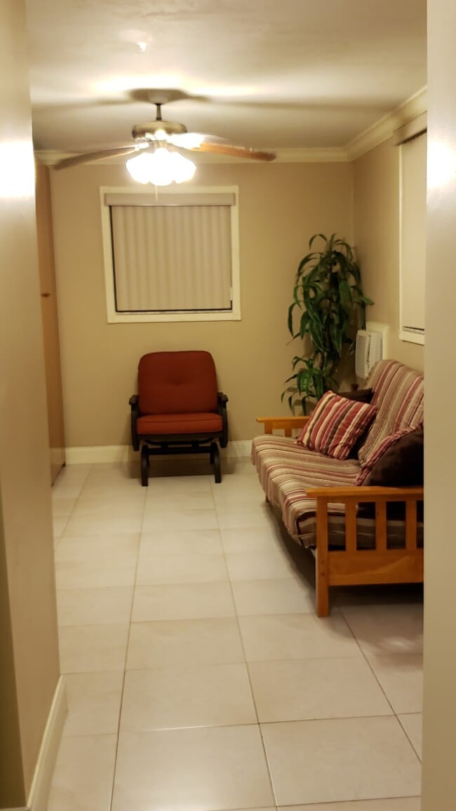 Photo - 9725 SW 85th St Unit 1