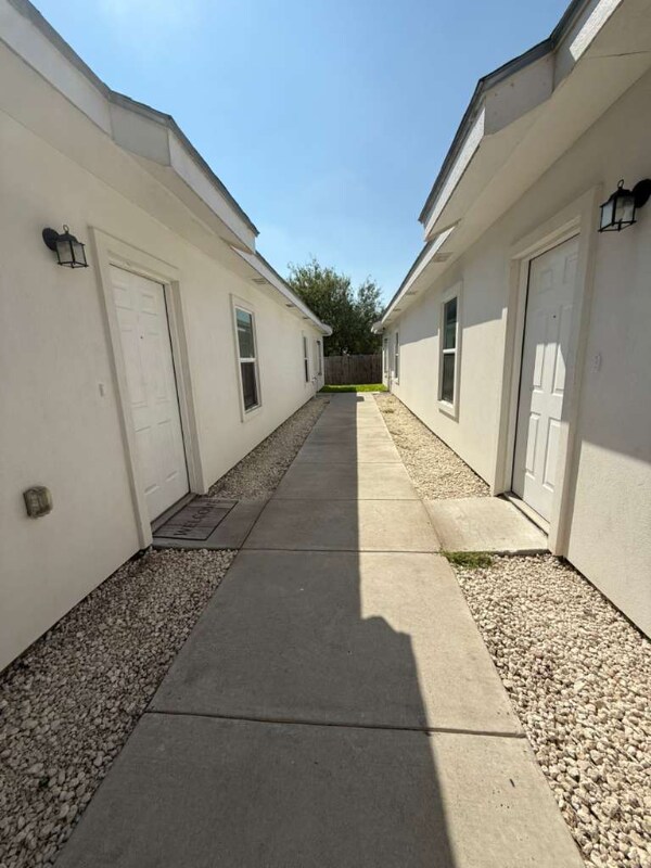 Photo - 1307 W Heritage Dr Unidad 4