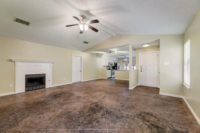 Photo - 12904 Quinn Trail