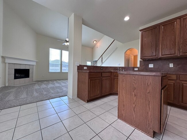 Photo - 2211 Highland Crossing Dr