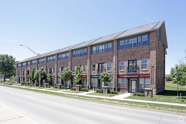 Photo - Madison Flats