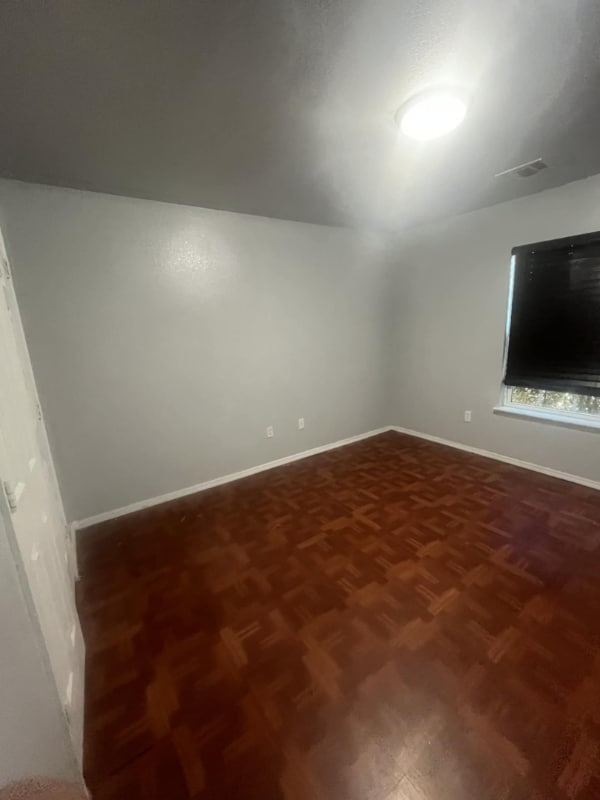 Photo - 4403 S Roberts St