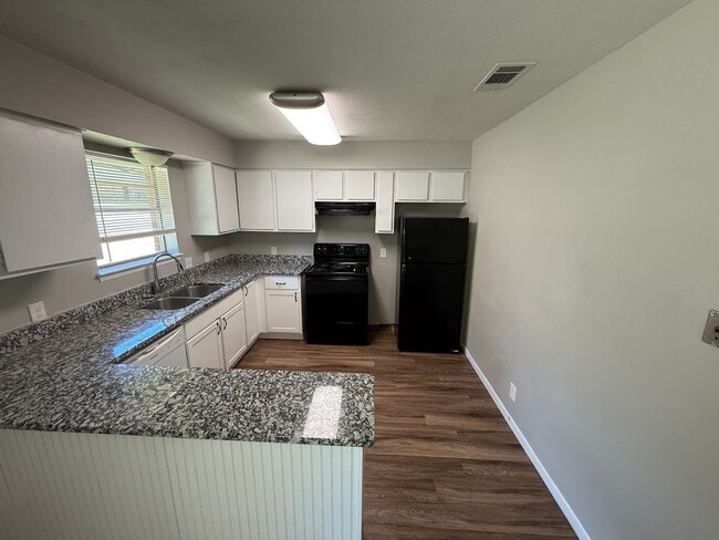 Photo - 2916 Bernice Dr