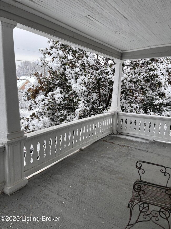 Building Photo - 163 N Keats Ave Unit 4