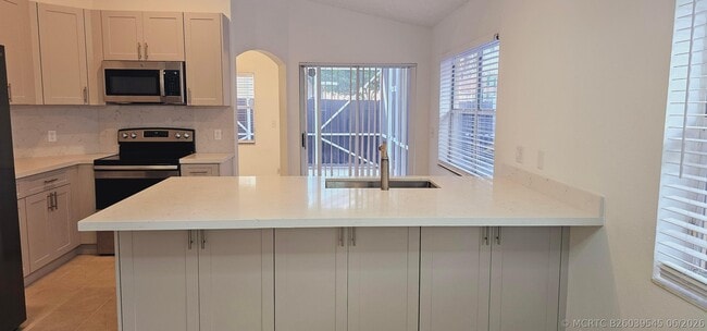Photo - 10780 Cypress Lake Terrace