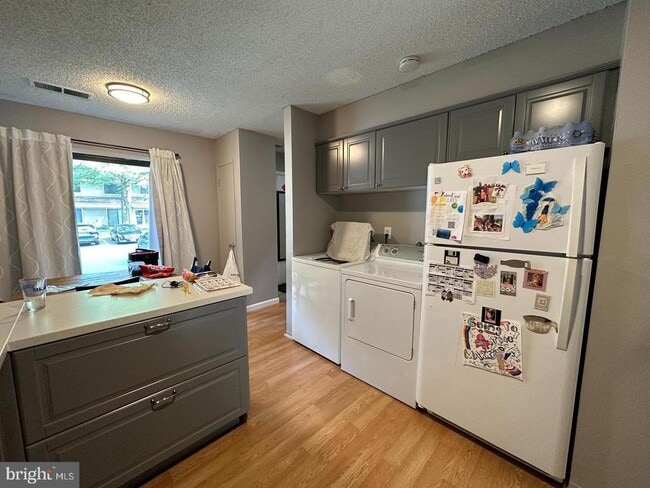 Photo - 2215 Cartwright Pl