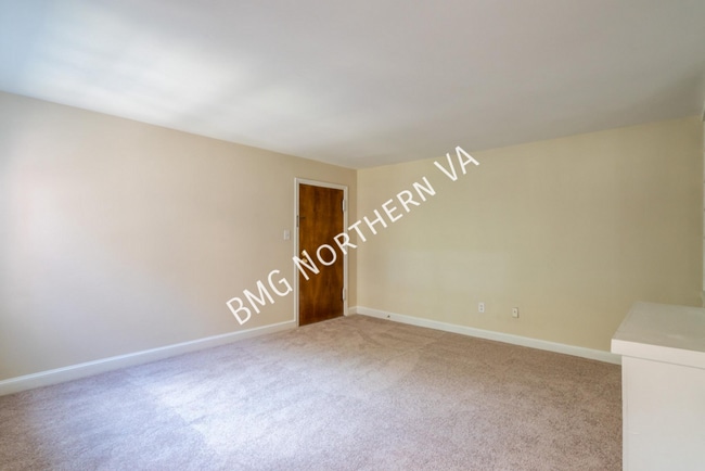 Photo - 2101 N Scott St
