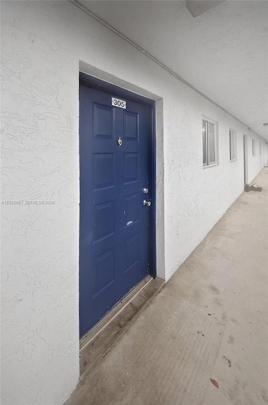 Photo - 8750 N Sherman Cir Unidad 305