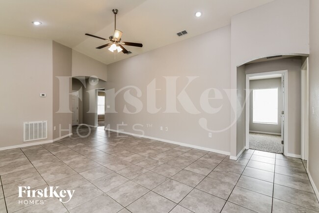 Photo - 1947 Bretton Ridge Dr
