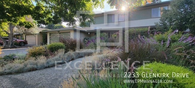 Building Photo - 2233 Glenkirk Dr