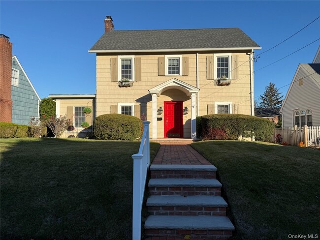 Building Photo - 71 Hillcrest Ave