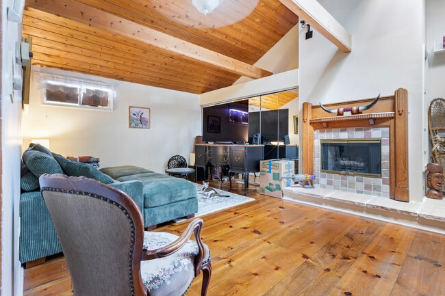 Photo - 21368 W Pepper Dr