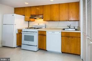 Photo - 824 S Bond St