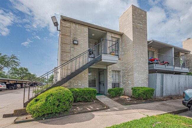 Photo - 6500 Sands Point Dr Unit 819