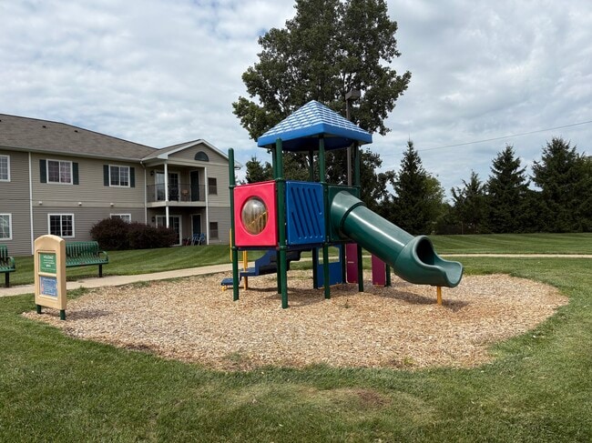 Hawk's Ridge Senior/Family Apartments