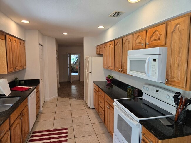 Photo - 408 E Kentucky Ave