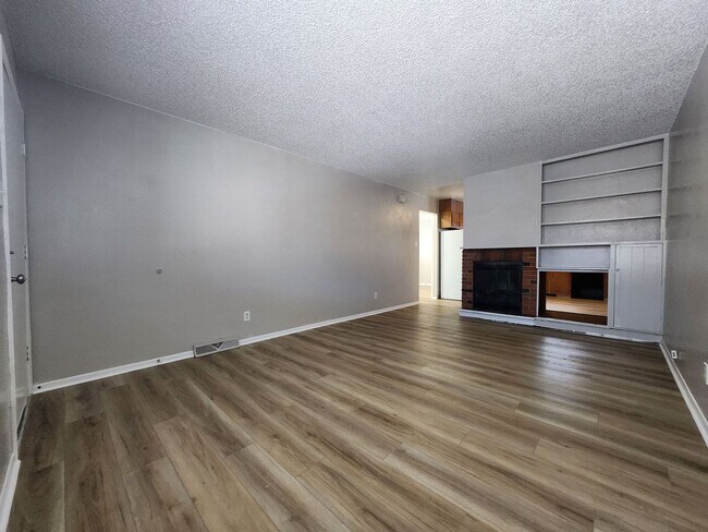Photo - 3411 Baltimore Ave Unit 3417
