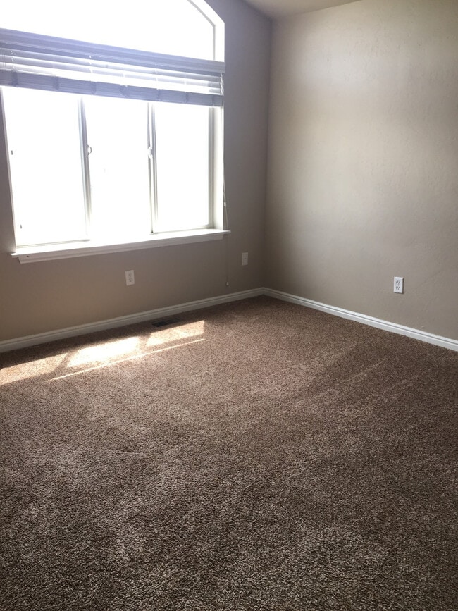 Photo - West Park #8 Unit 1