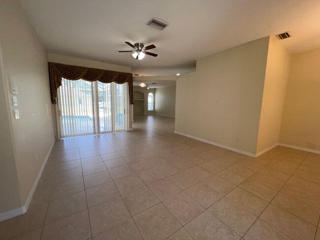 Photo - 4970 Easter Terrace