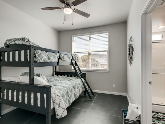 Mr. Flagstaff Apartments