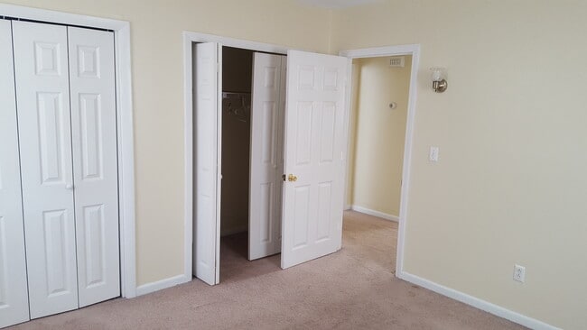 Photo - 7 Thomas Way Unit 4