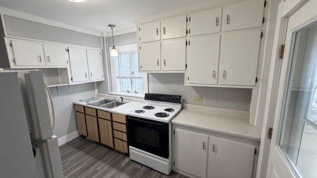 Photo - 1306 Mott Ave