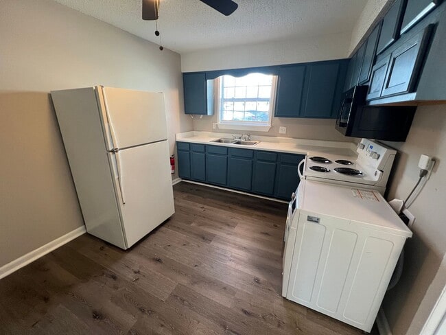 Photo - Reduced Pricing!