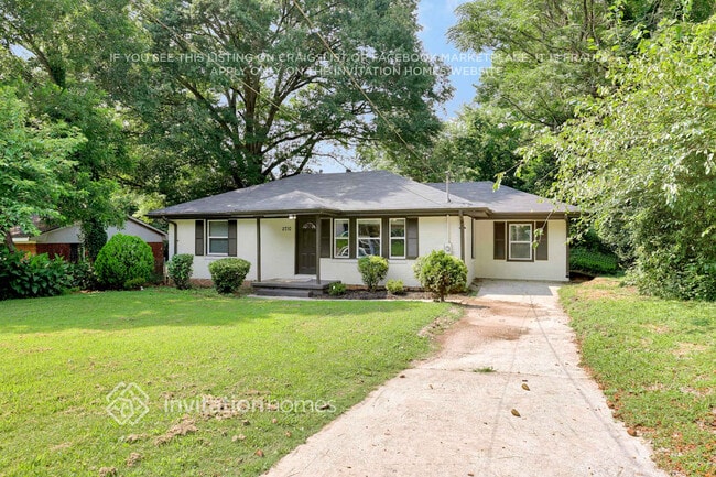 Photo - 2710 Ellen Way