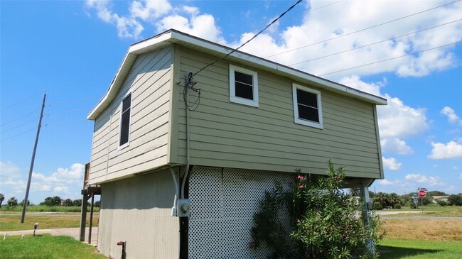 Building Photo - 4011 Vista Blvd Rental