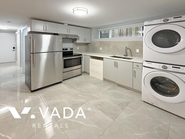 Photo - 2 BR Basement Suite Rental 2-4841 Dumfries St Vancouver: VADA Unit 2