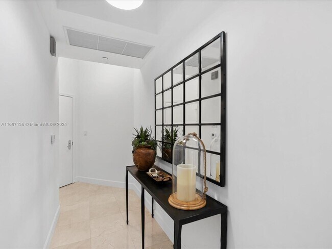 Photo - 20000 E Country Club Dr Unit 416