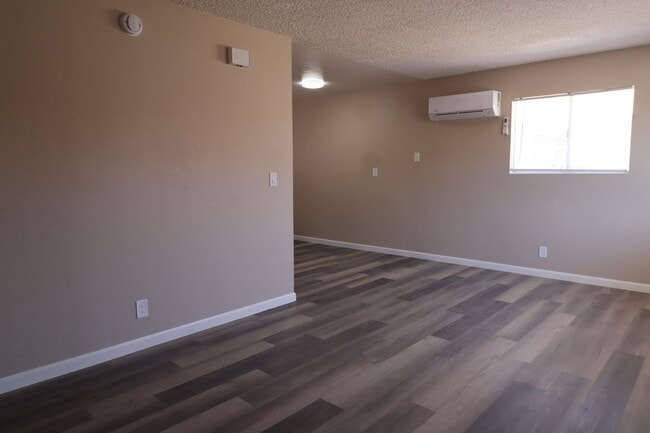 430 W Moyer Ave Unit 430 W Moyer Ave #B