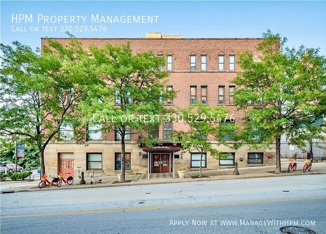 Photo - 1133 W 9th St Apartment Unit 202