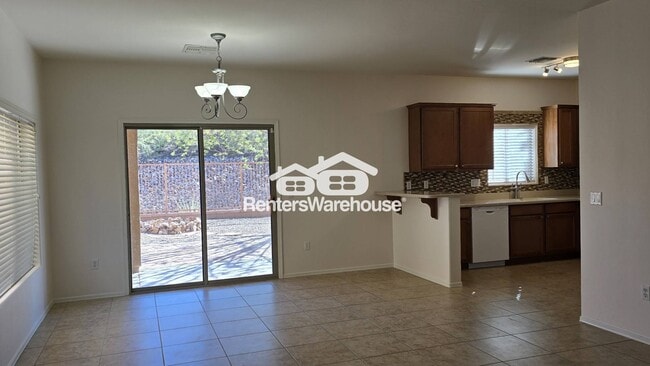 Photo - 1126 E Mt Shibell Dr