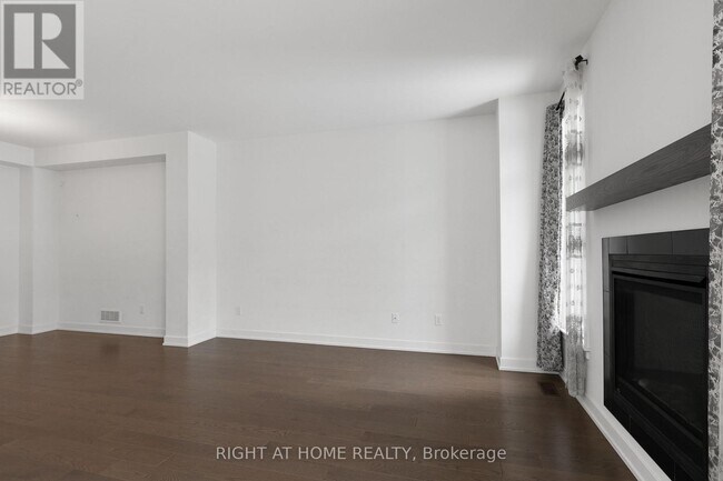 Photo - 613 Rathburn Ln