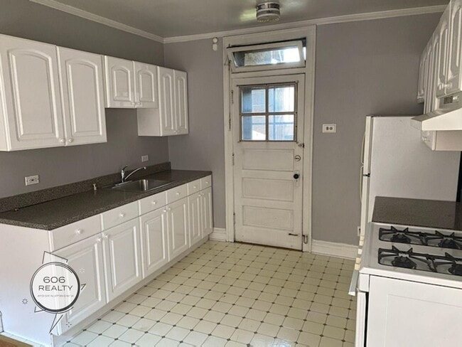 Photo - Andersonville Apartments! Unidad 1335-3B