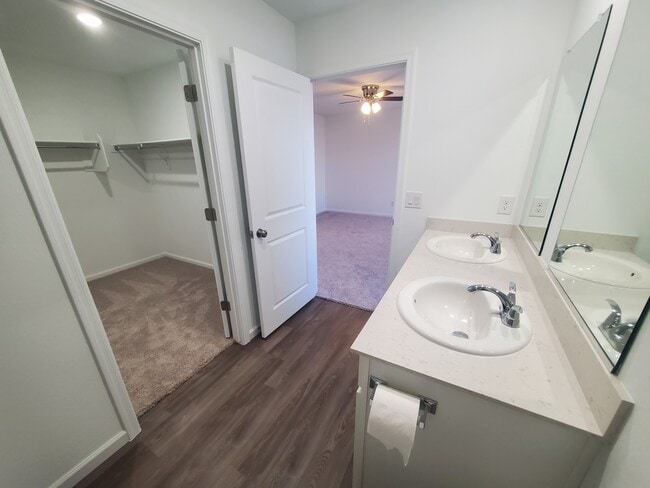 Photo - 1860 Yance Dr