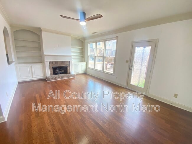 Building Photo - 3911 High Dove Way SW