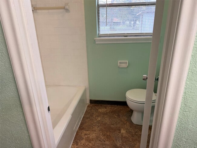 Photo - 141 Slade St