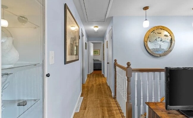 Photo - 141 Commonwealth Ave