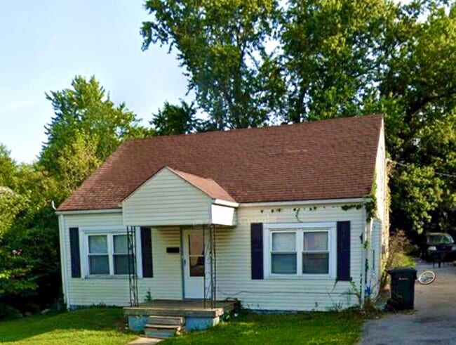 Building Photo - 1105 Sparks Rd