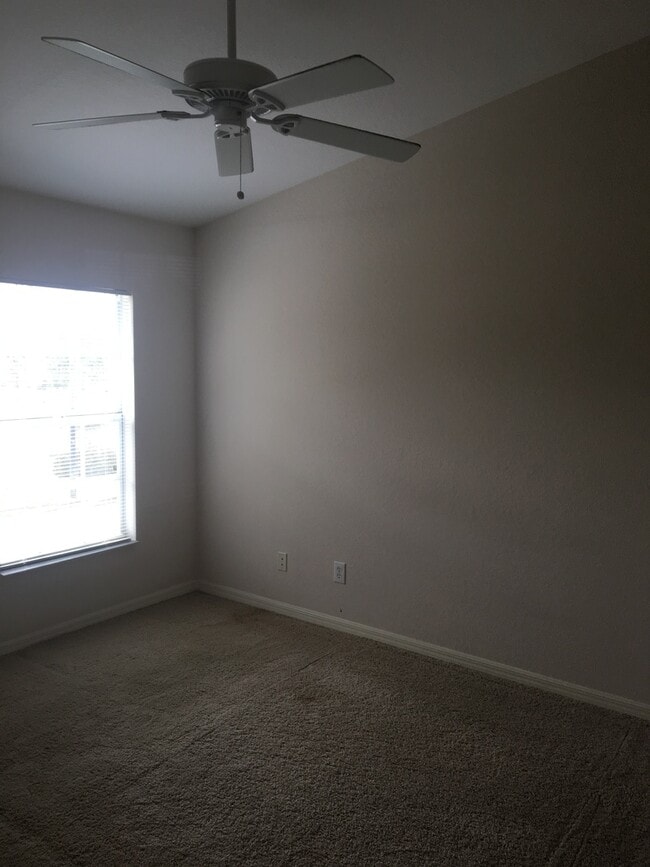 Photo - Upper Unit 2/2 available in Naples! Annual Rental!