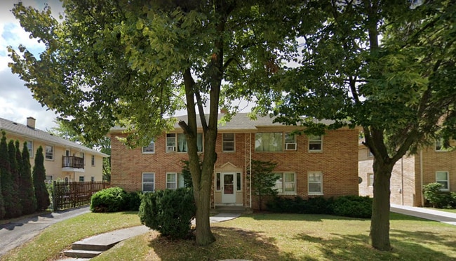 Building Photo - 6911 W TRIPOLI AVE Unit 4