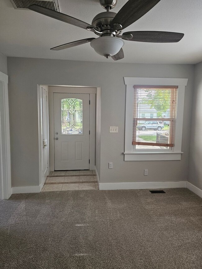 Photo - 225 Beechwood Ave