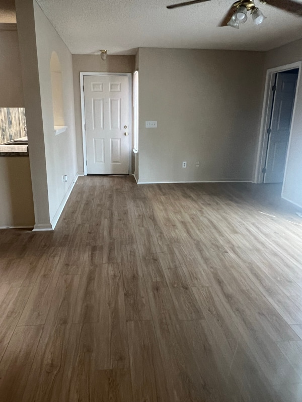 Photo - 743 Coventry Ln Unidad B1