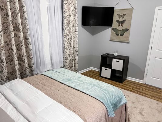 Photo - 311 E Castle St