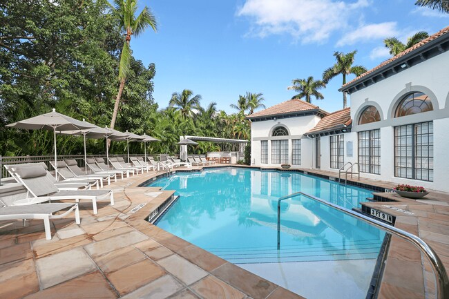 Promenade at Aventura Apartments